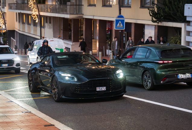 Aston Martin DB12 Volante