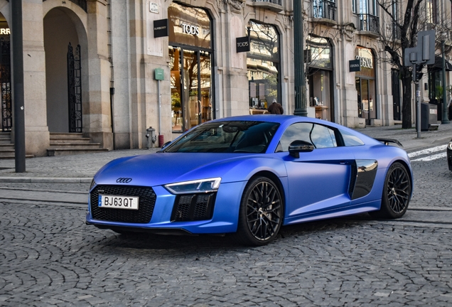 Audi R8 V10 Plus 2015