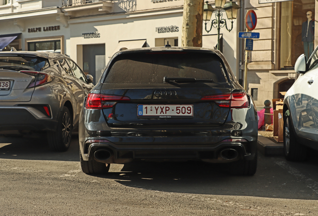 Audi RS4 Avant B9