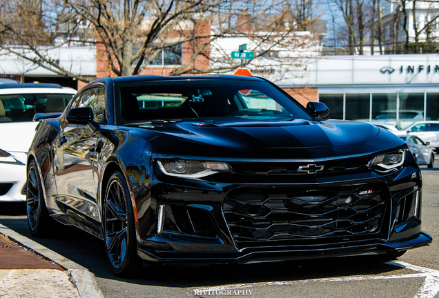 Chevrolet Camaro ZL1 2016