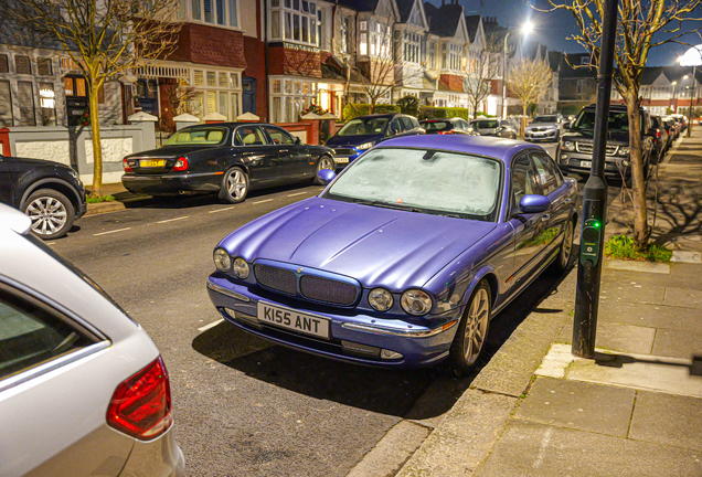 Jaguar XJR