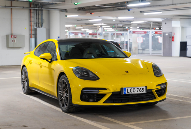 Porsche 971 Panamera Turbo S E-Hybrid