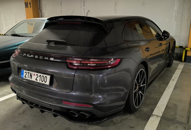 Porsche 971 Panamera Turbo S E-Hybrid Sport Turismo