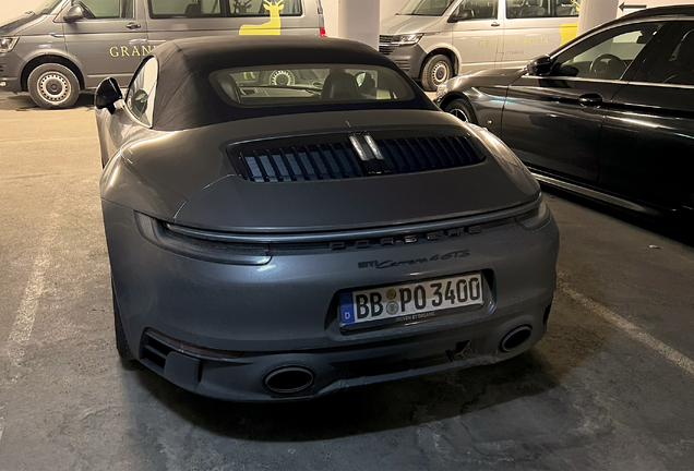 Porsche 992 Carrera 4 GTS Cabriolet