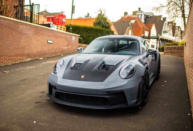 Porsche 992 GT3 RS Weissach Package