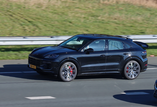 Porsche Cayenne Coupé Turbo E-Hybrid