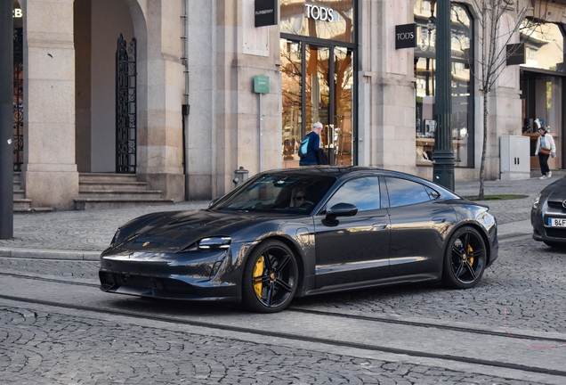 Porsche Taycan Turbo S