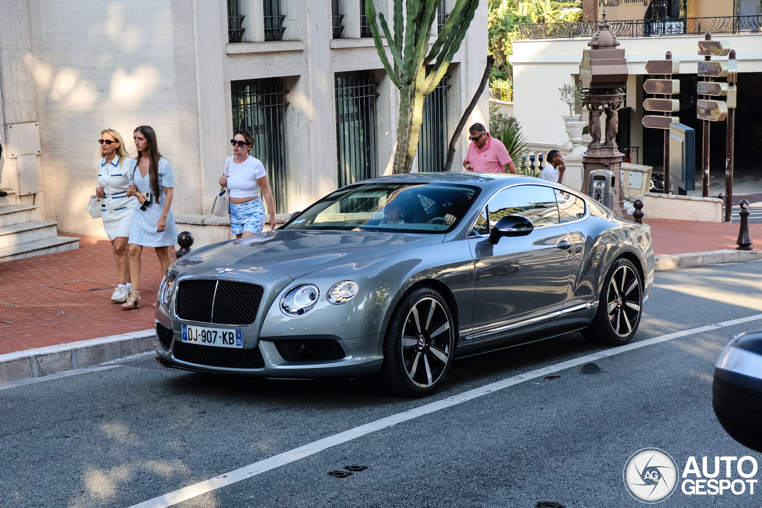 Bentley Continental GT V8 S