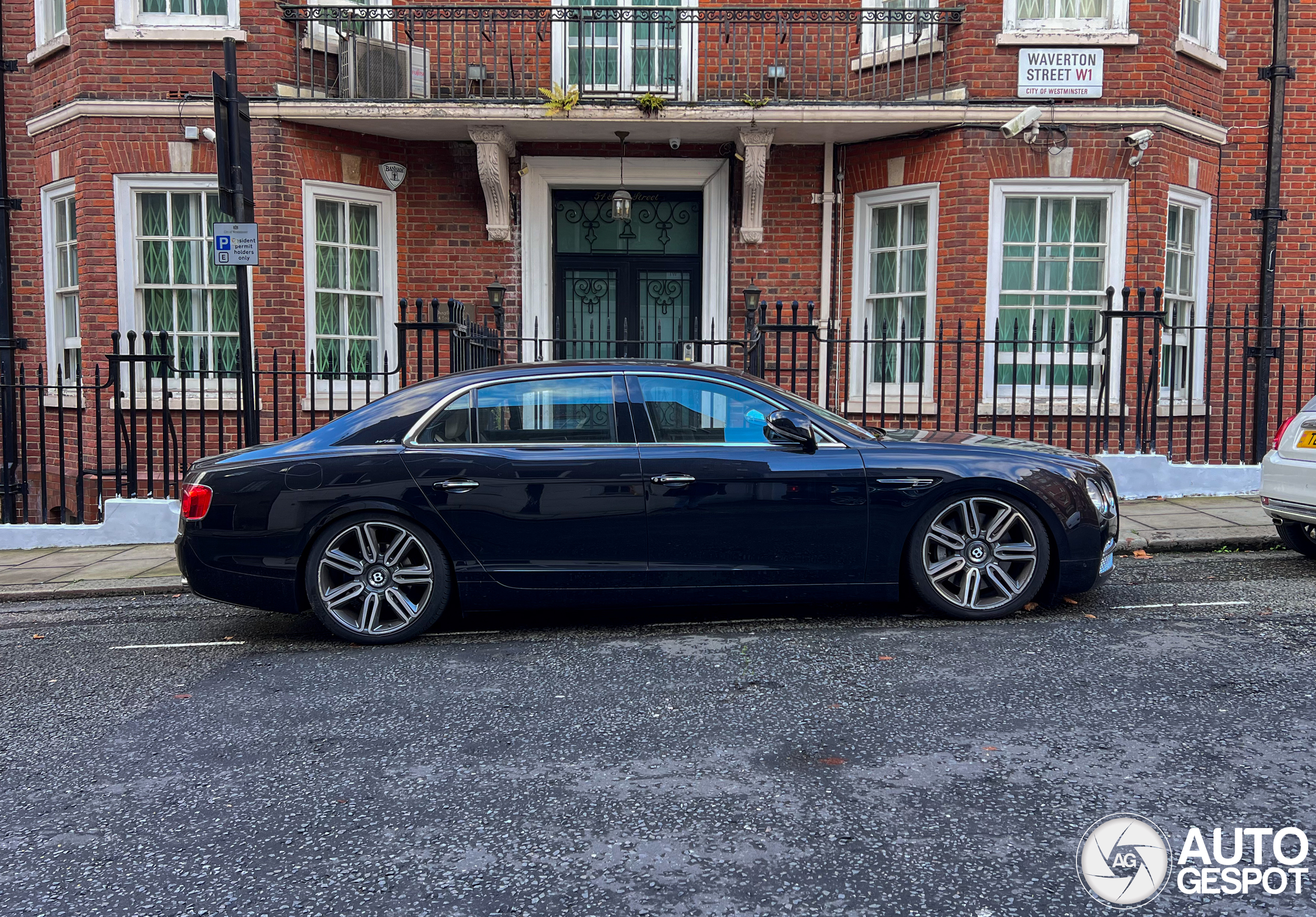 Bentley Flying Spur W12