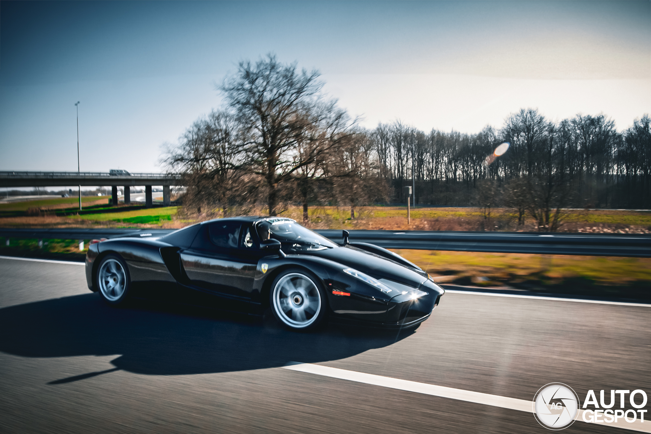 Bijzondere Ferrari Enzo duikt op in Nederland