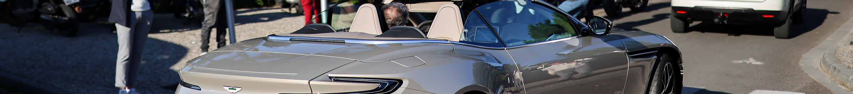Aston Martin DB11 V8 Volante