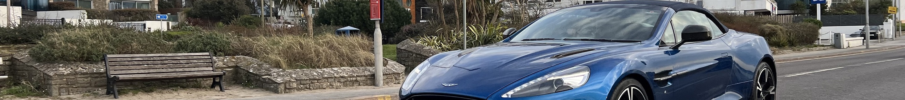 Aston Martin Vanquish S Volante 2017
