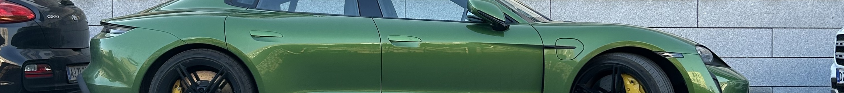 Porsche Taycan Turbo S MkI