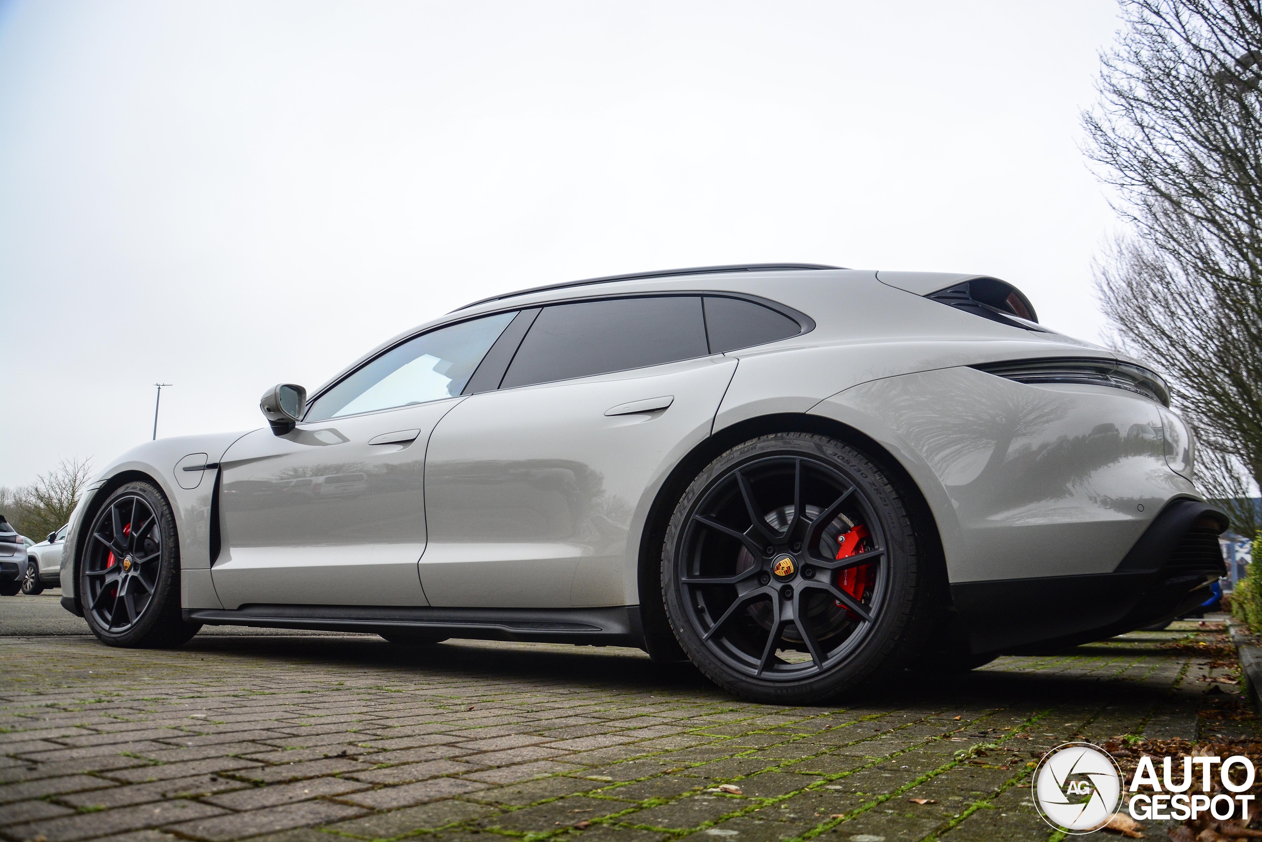 Porsche Taycan GTS Sport Turismo