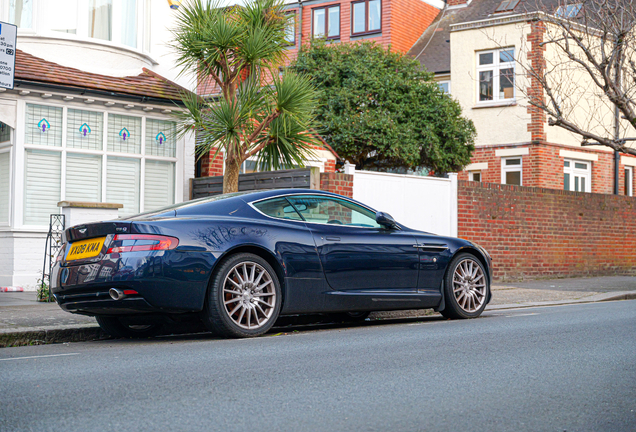 Aston Martin DB9