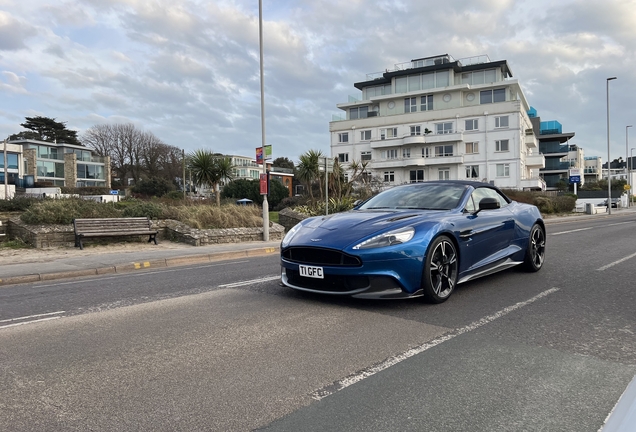 Aston Martin Vanquish S Volante 2017