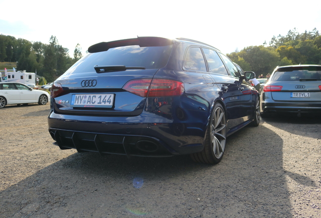 Audi RS4 Avant B8