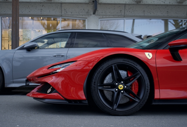 Ferrari SF90 Spider
