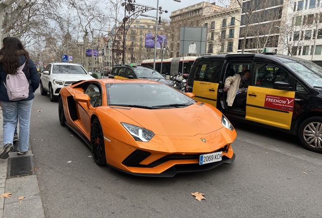Lamborghini Aventador S LP740-4