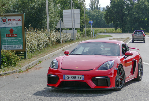 Porsche 718 Cayman GT4