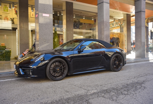 Porsche 992 Carrera GTS Cabriolet
