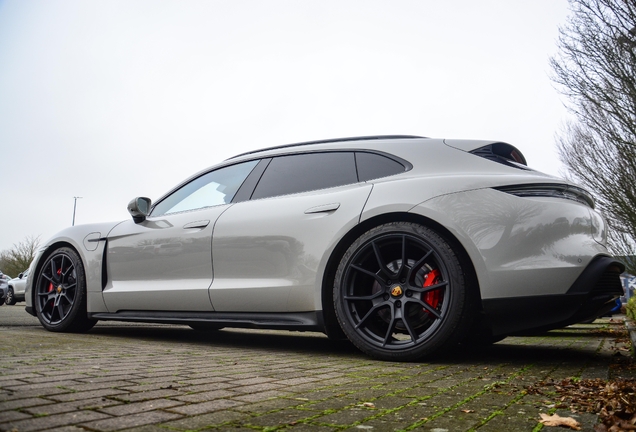 Porsche Taycan GTS Sport Turismo