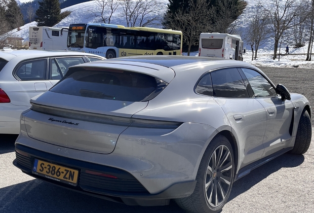 Porsche Taycan Turbo S Sport Turismo