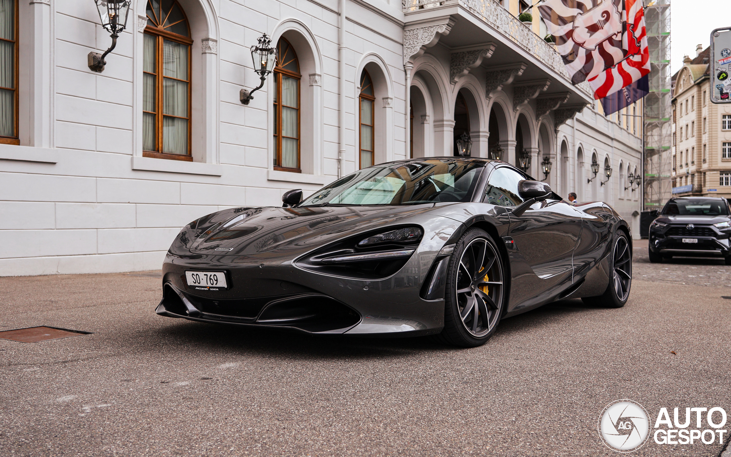 McLaren 720S Spider