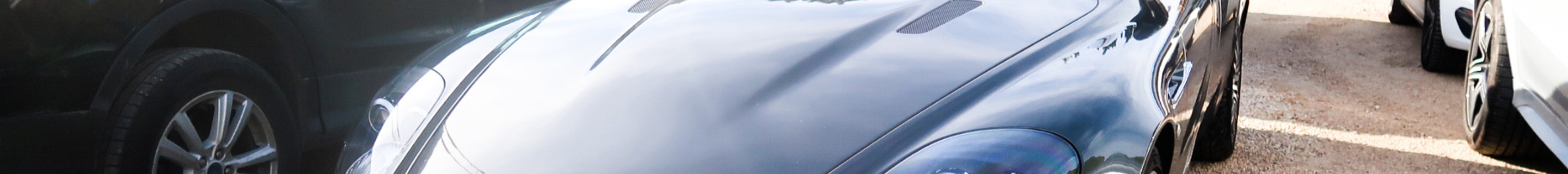 Aston Martin DB9