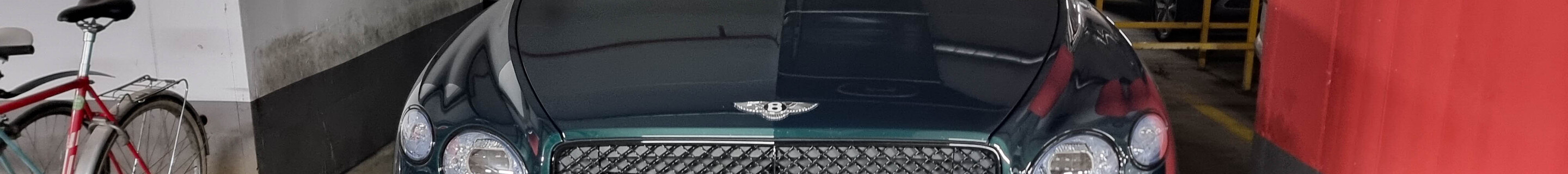 Bentley Bentayga Azure