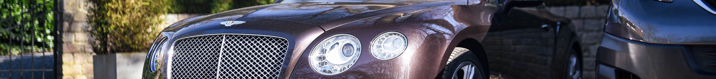 Bentley Continental GTC V8