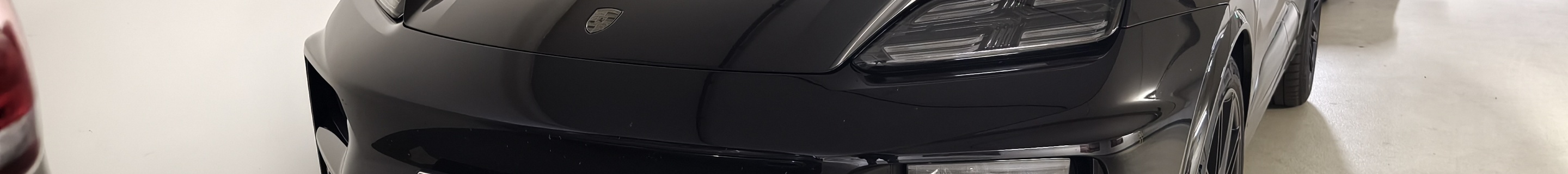 Porsche Macan EV Turbo