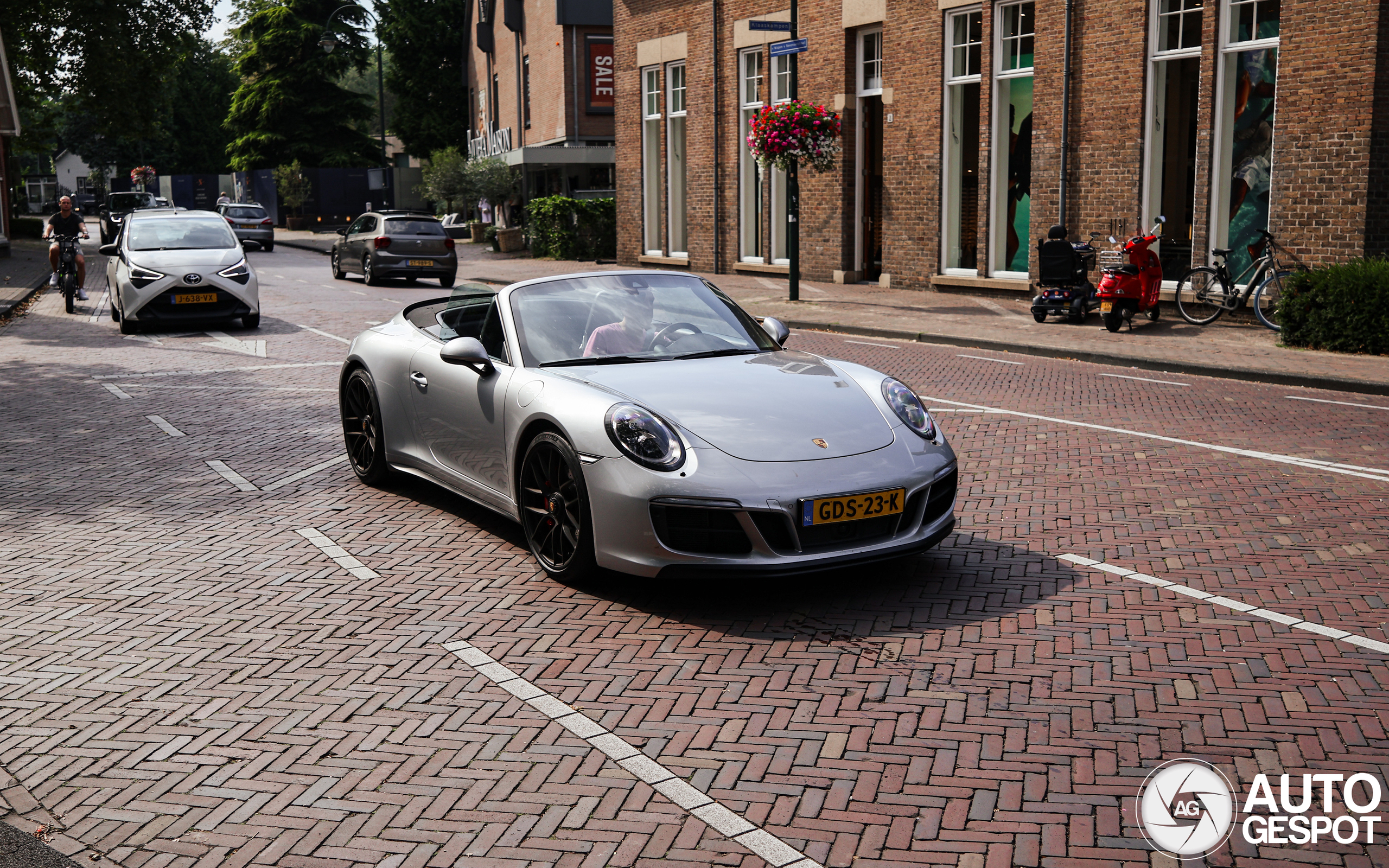 Porsche 991 Carrera 4 GTS Cabriolet MkII