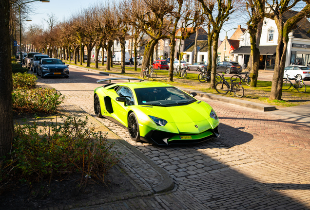 Lamborghini Aventador LP750-4 SuperVeloce