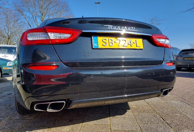 Maserati Quattroporte GTS 2013