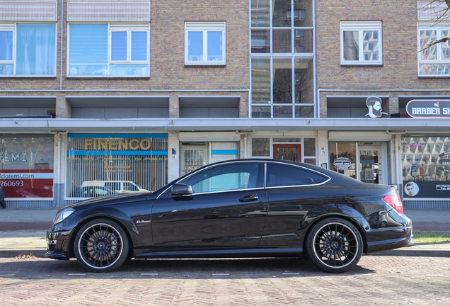 Mercedes-Benz C 63 AMG Coupé