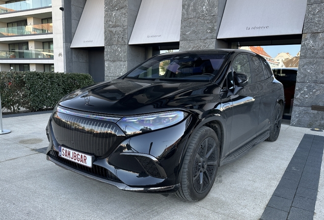 Mercedes-Maybach EQS 680 SUV Night Series
