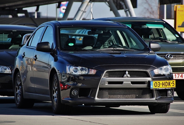Mitsubishi Lancer Evolution X MR