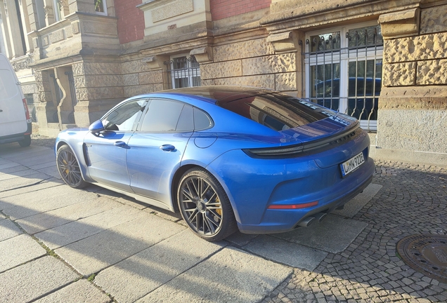 Porsche 972 Panamera Turbo E-Hybrid