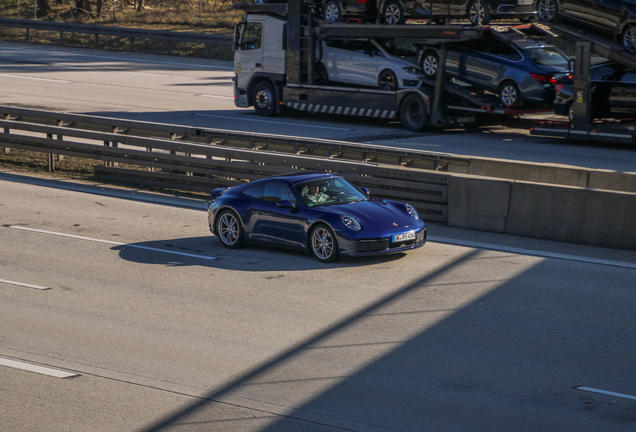 Porsche 992 Carrera S