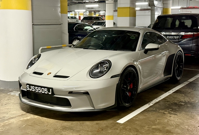 Porsche 992 GT3 Touring