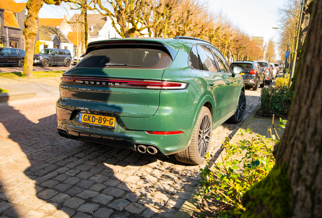 Porsche 9YA Cayenne Turbo E-Hybrid