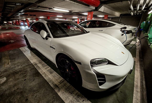 Porsche Taycan GTS