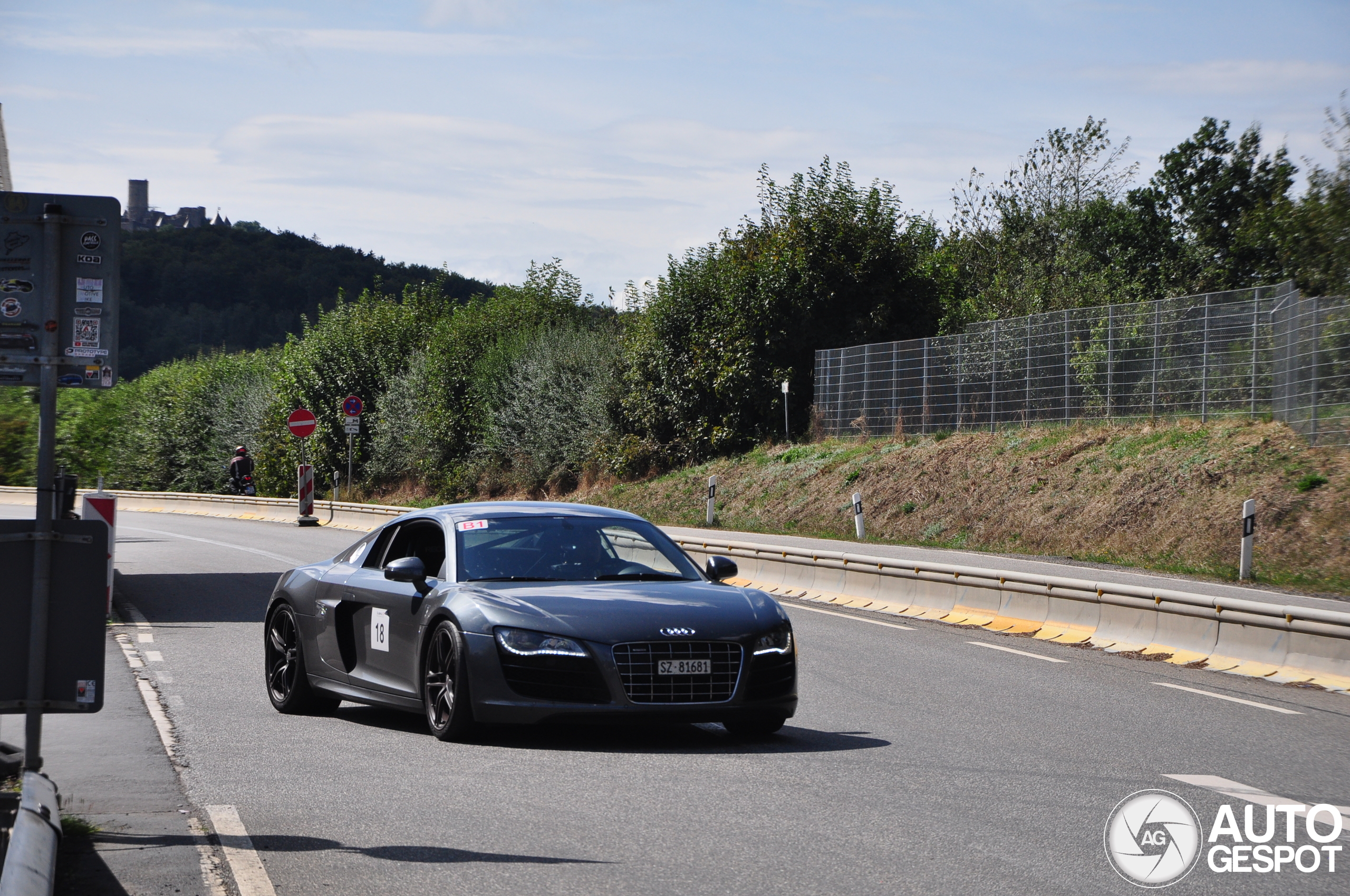 Audi R8 V10