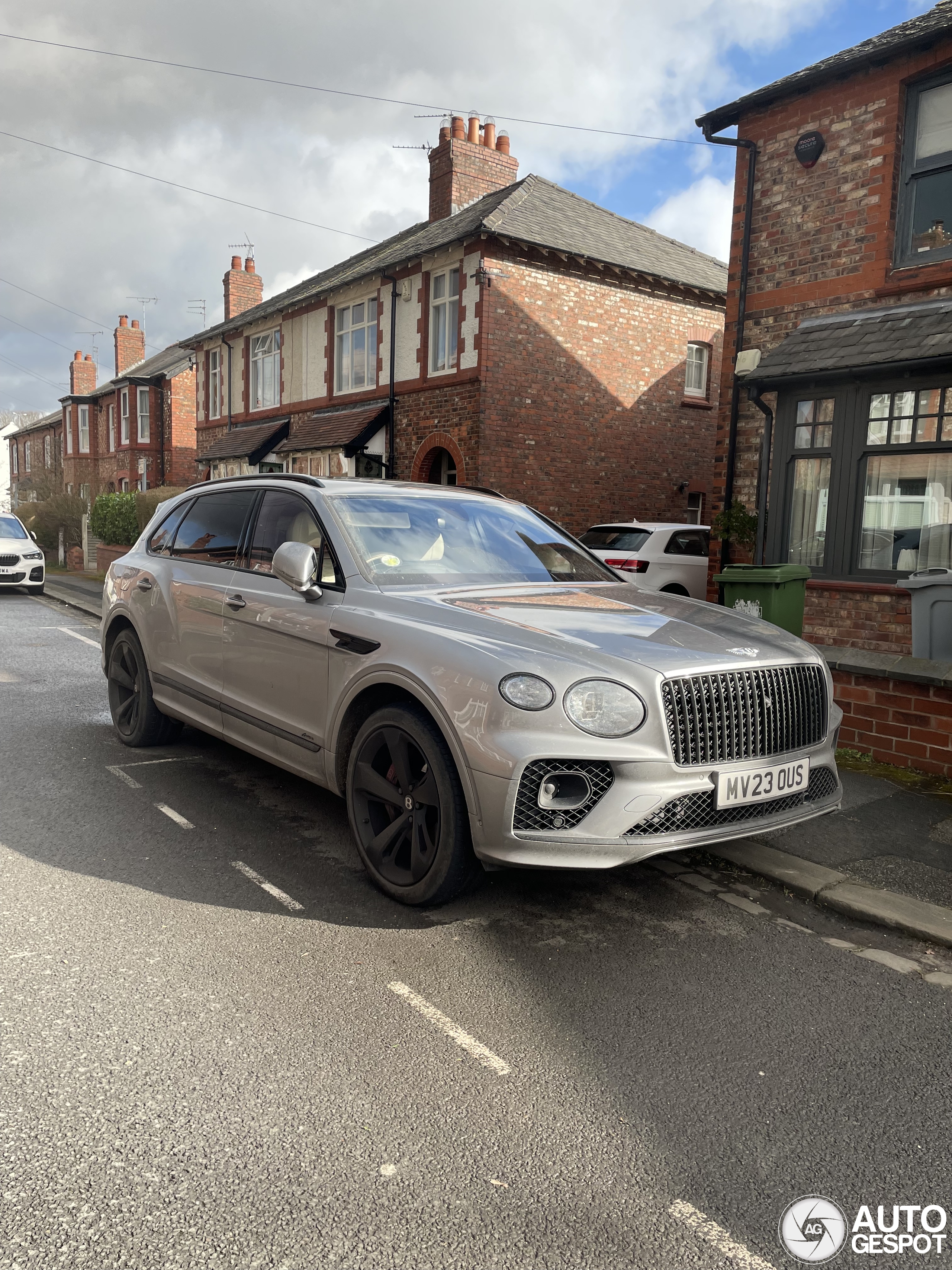 Bentley Bentayga Azure EWB First Edition