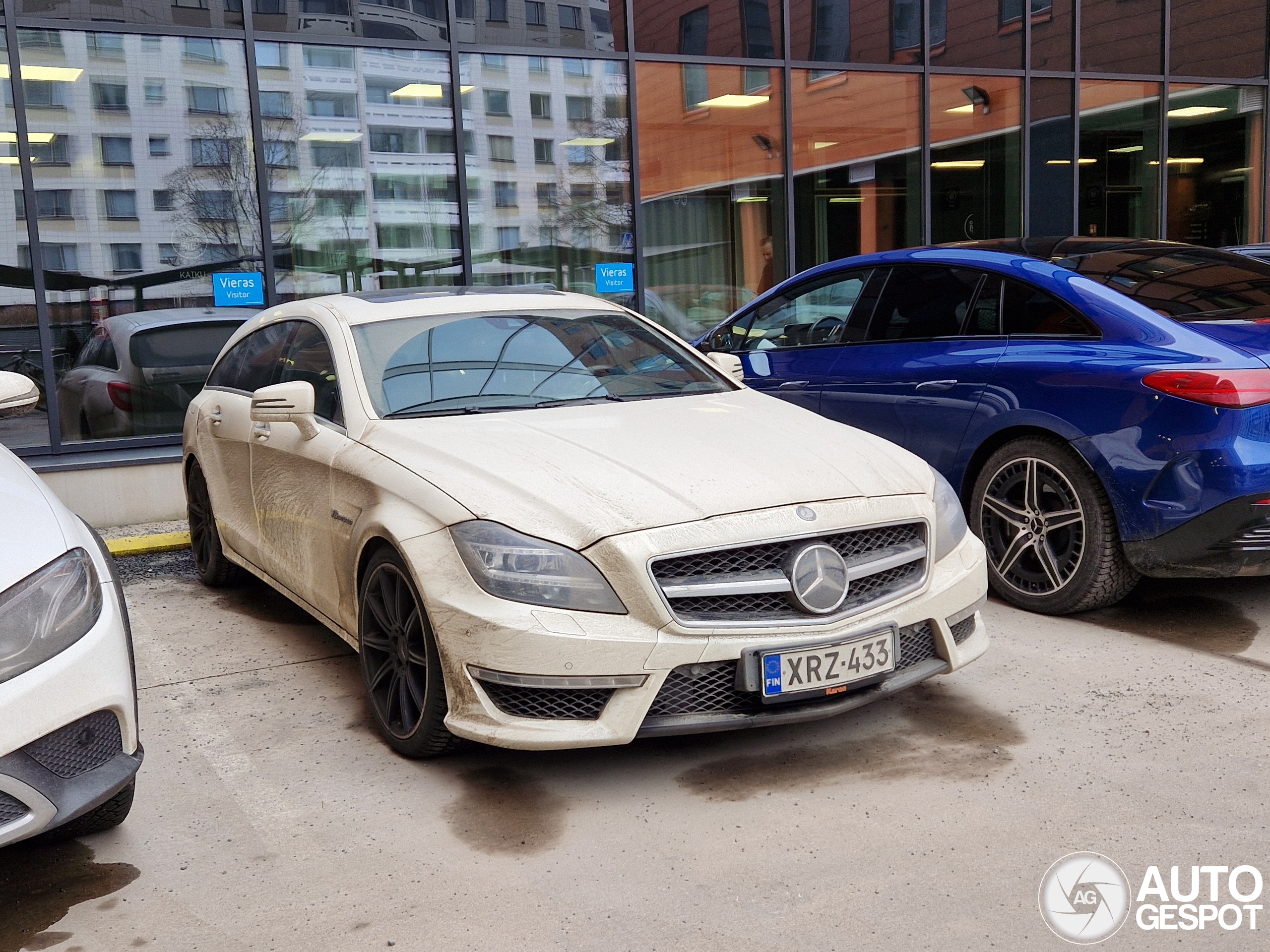 Mercedes-Benz CLS 63 AMG X218 Shooting Brake