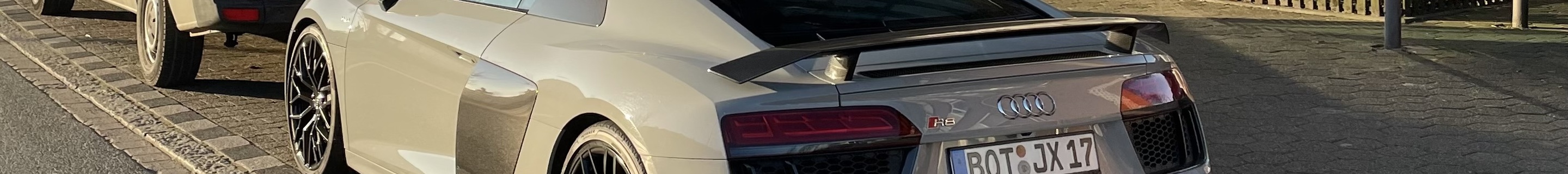 Audi R8 V10 Plus 2015