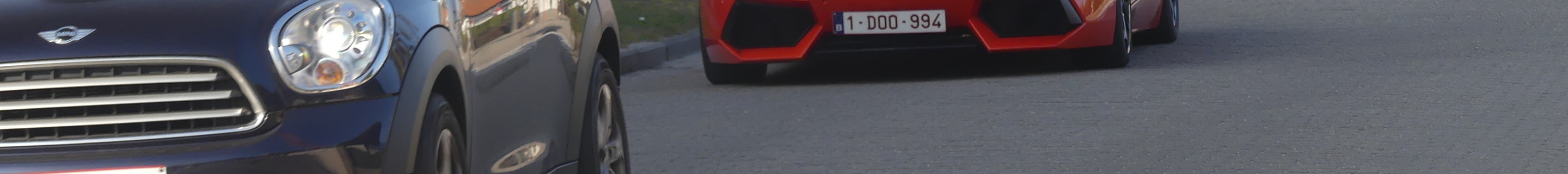 Lamborghini Aventador LP700-4