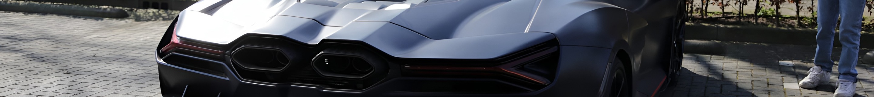 Lamborghini Revuelto