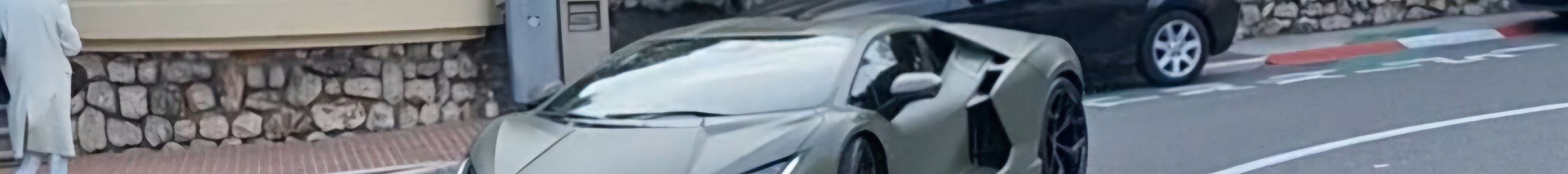 Lamborghini Revuelto